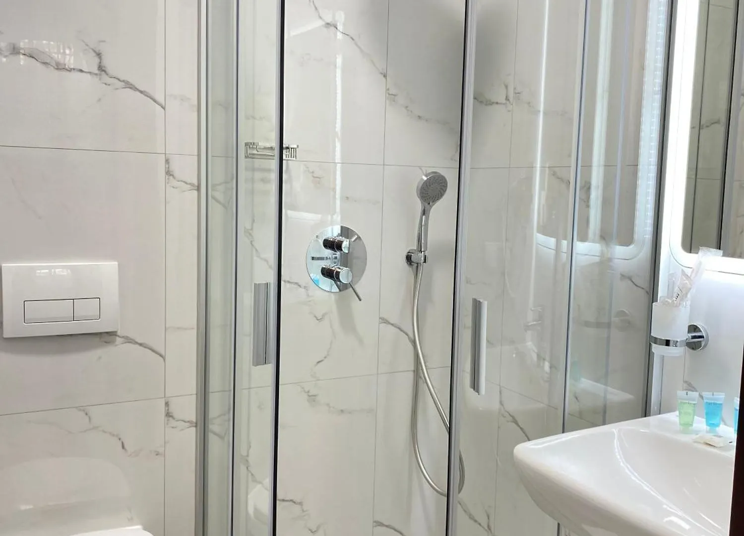 Grand Christer Hotel Kiev Ukrayna