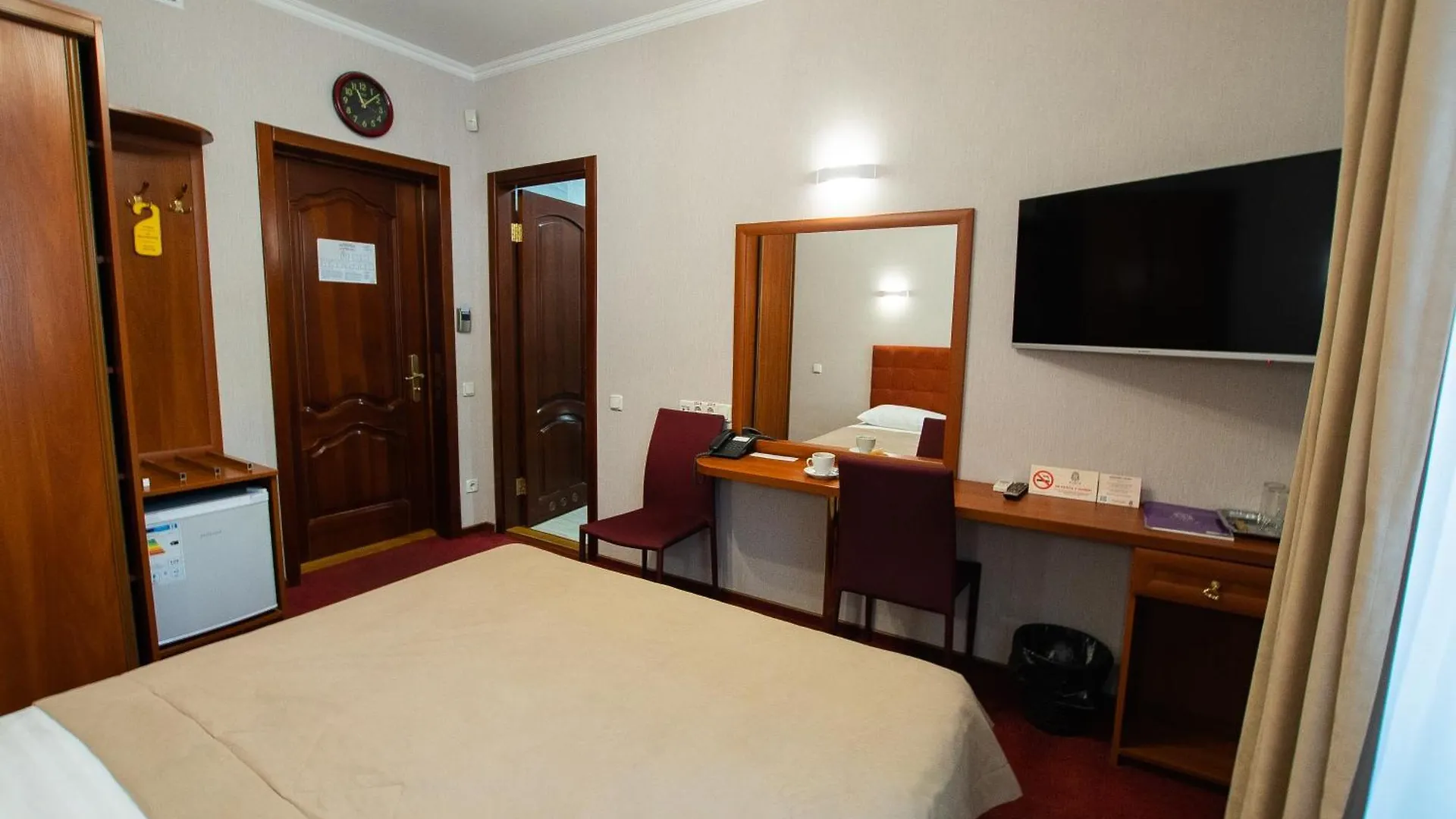 Grand Christer Hotel Kiev 0*,  Ukrayna